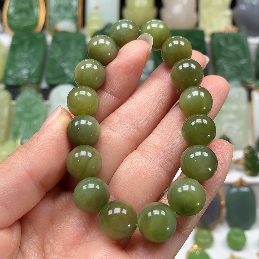 和田玉未镶嵌颈饰黑羊洞12