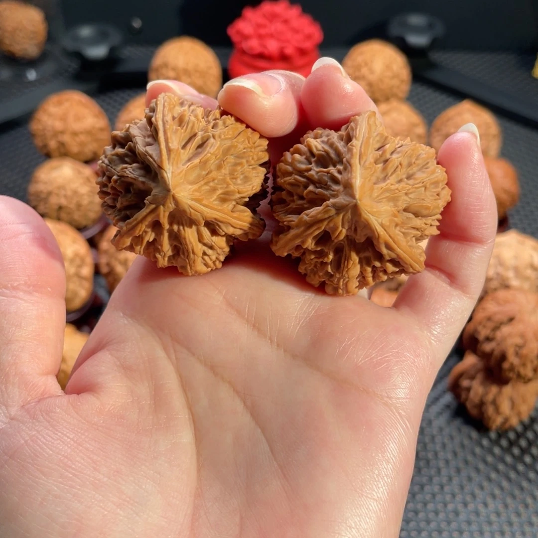 文玩核桃把件全品文山三棱39尺