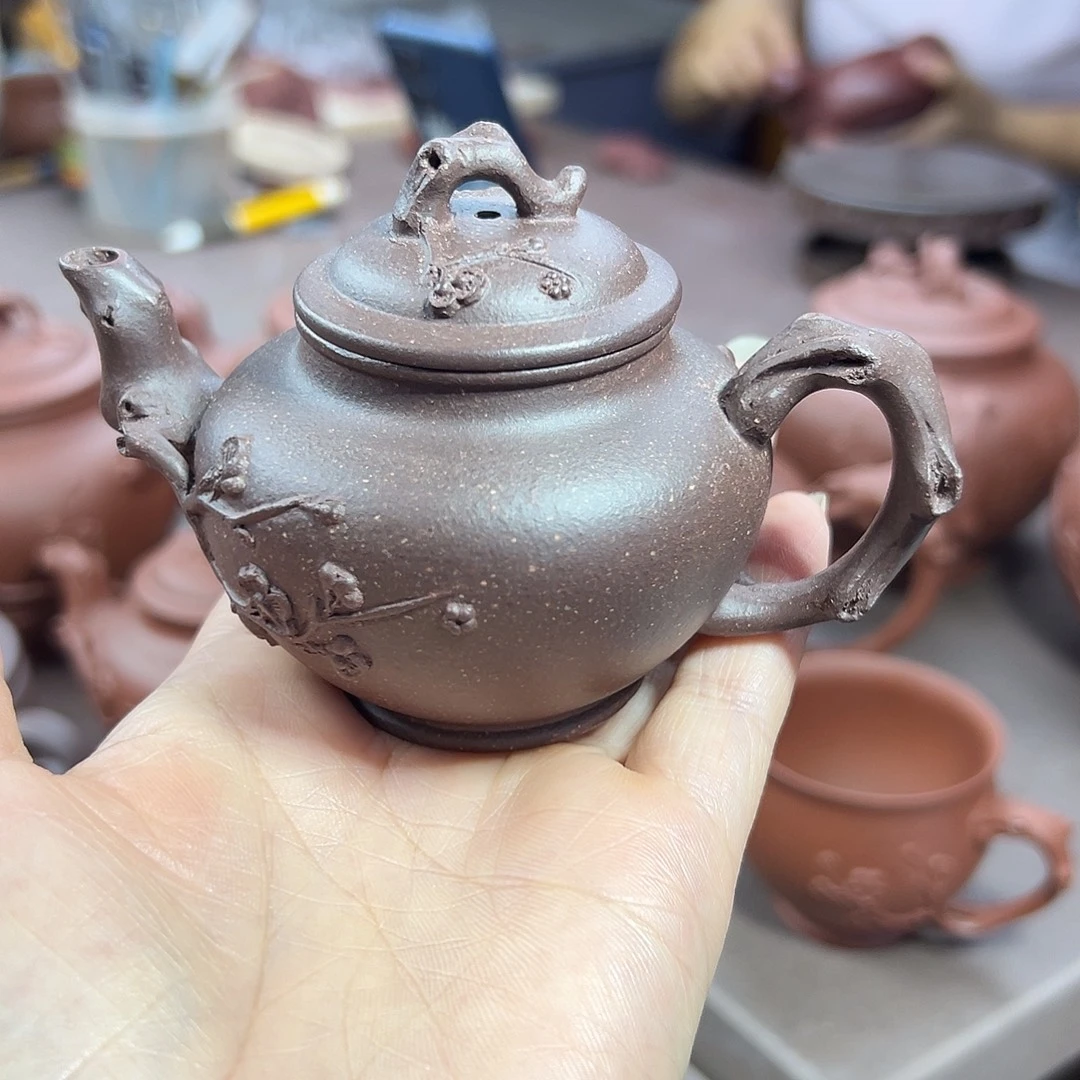 天***蓝紫砂茶案闪小报春壶