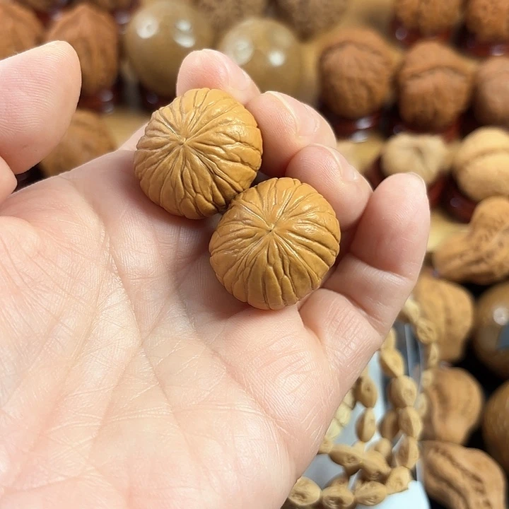 文玩核桃吊坠西**夏云朵367