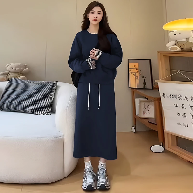 孕妇入秋高级感穿搭女洋气拼接长袖卫衣女高腰开叉半身裙两件套
