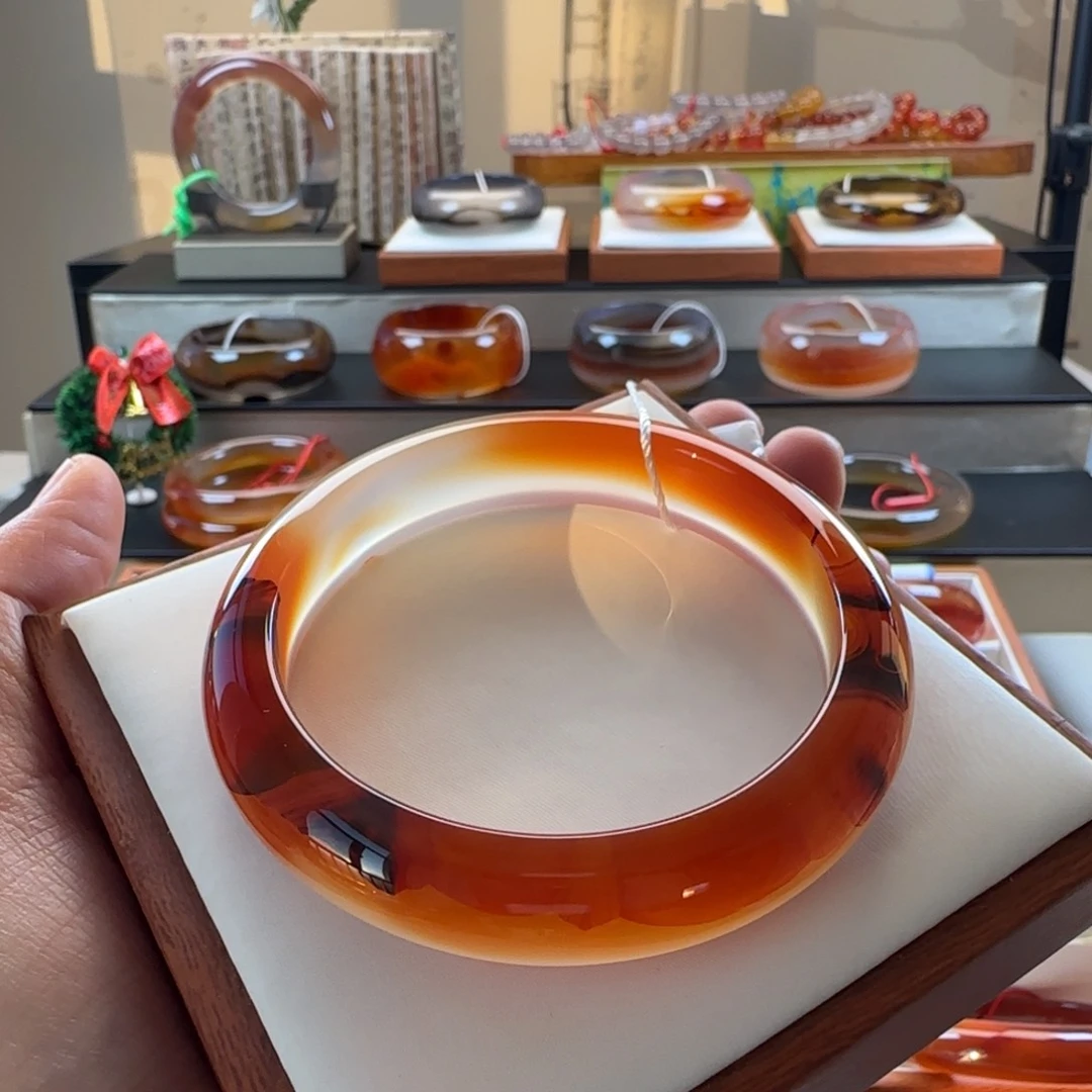 手镯玛瑙/玉髓未镶嵌