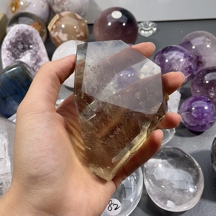 阿***林未镶嵌水晶大型摆件（非配饰）49