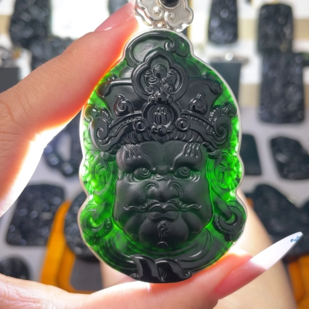卓***越蛇纹石玉未镶嵌吊坠