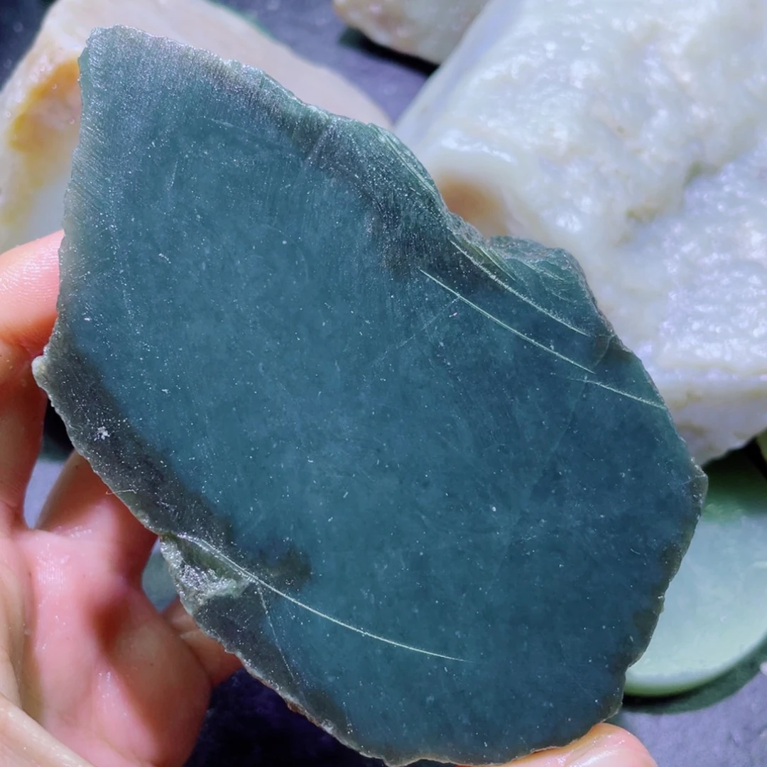 和田玉未镶嵌珠宝半成品