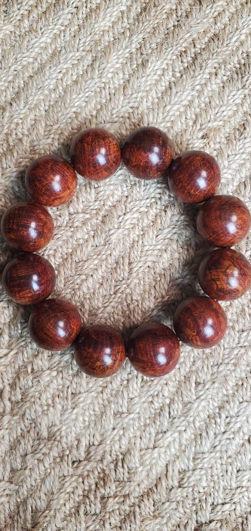 海南黄花梨多彩瘤疤纹