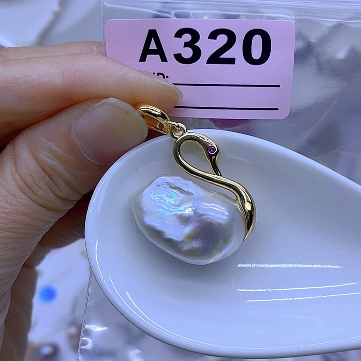 颈饰未镶嵌淡水珍珠