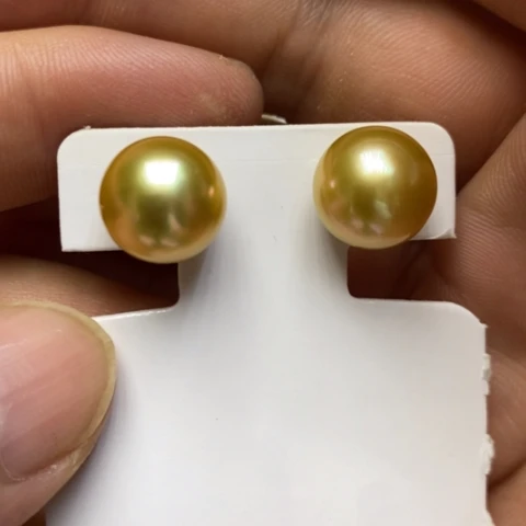 18K金镶嵌耳饰海水珍珠