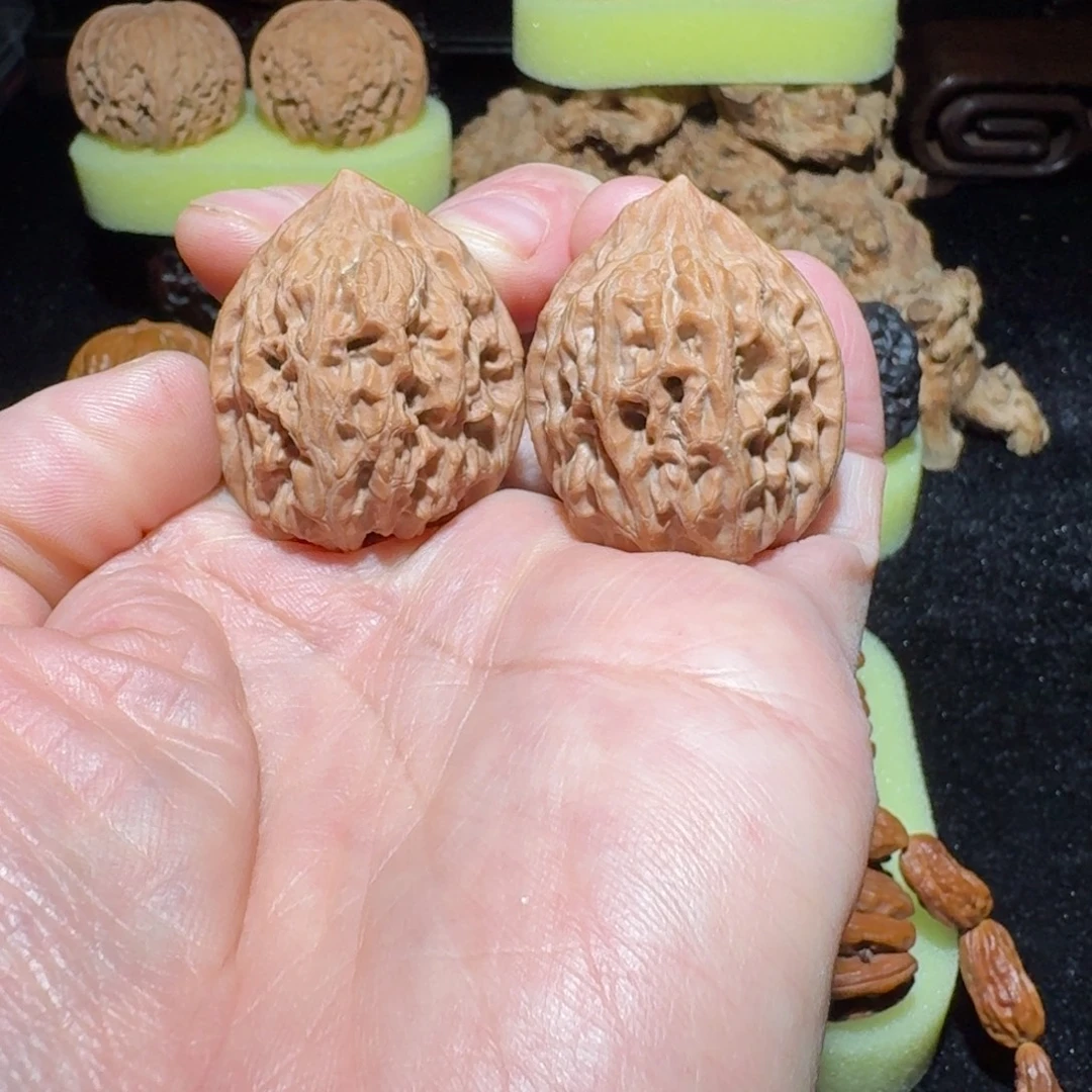 文玩核桃吊坠秦鸡