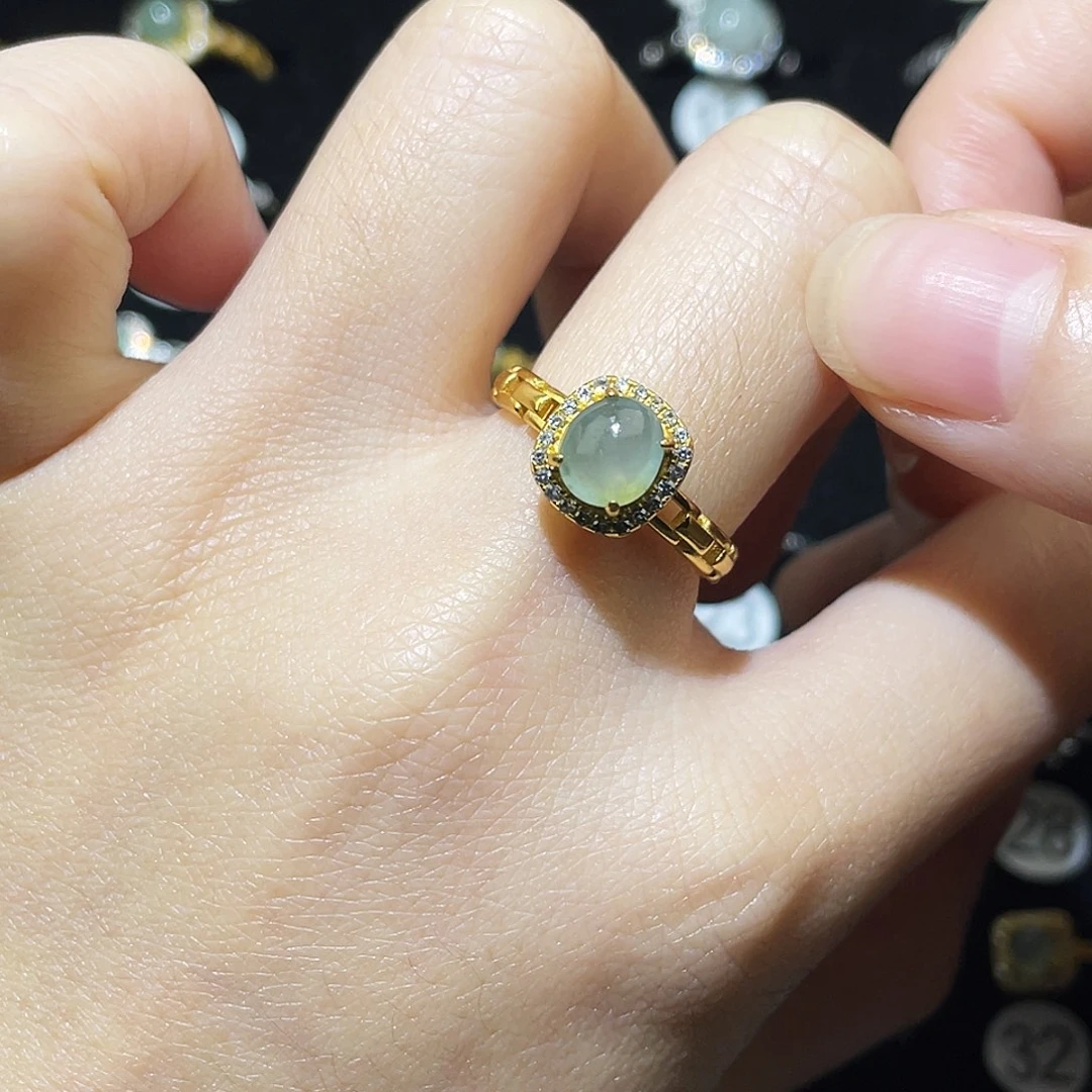 翡翠未镶嵌戒指戒指