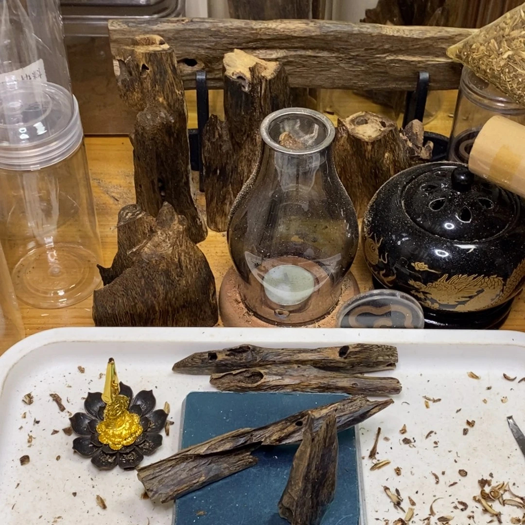 沉香高油香薰白棋18克