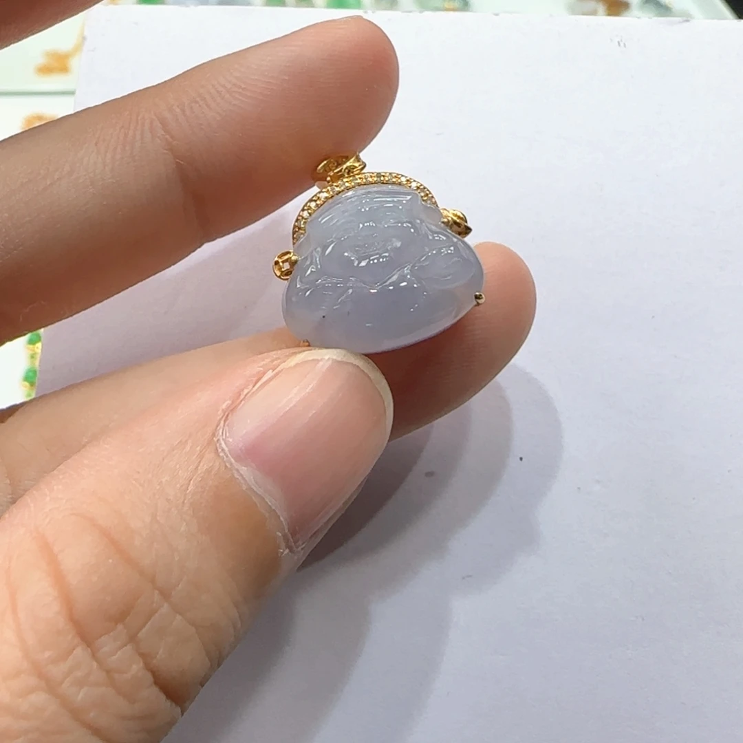 翡翠未镶嵌颈饰财神爷