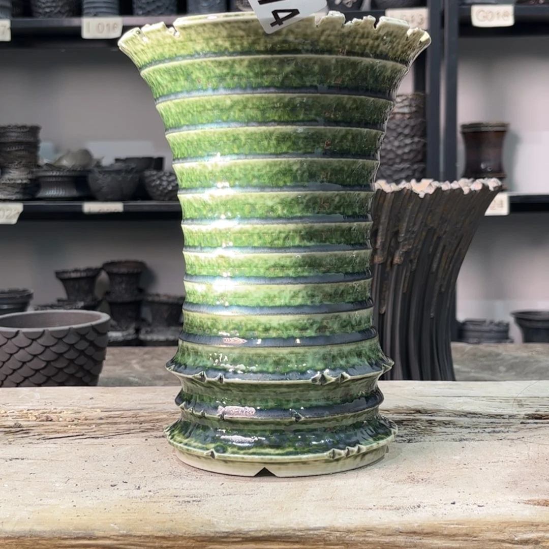 陶内口15.5高21瑕疵