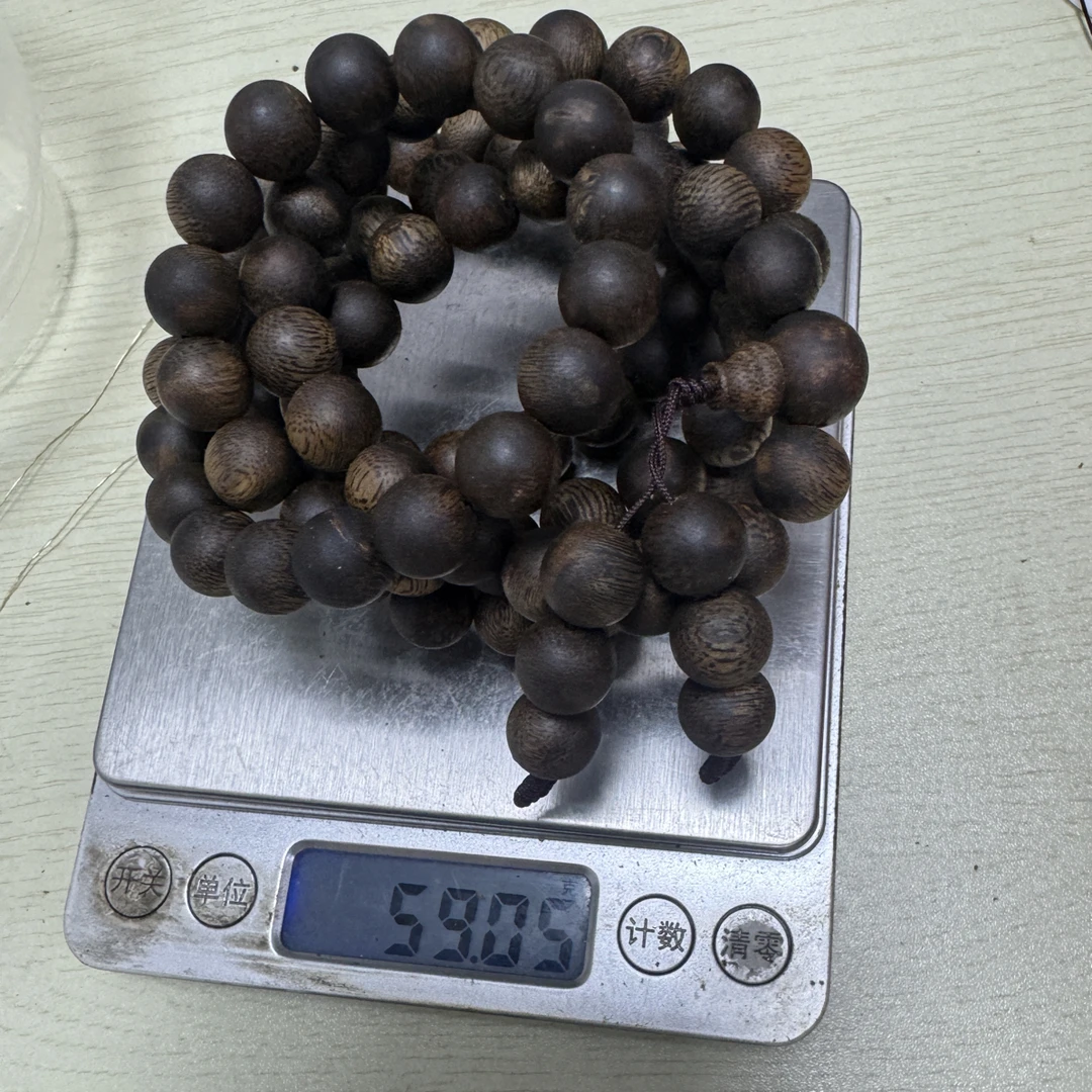 沉香绿奇楠卡10多圈108颗