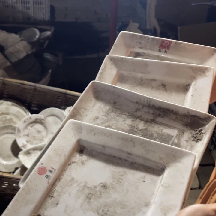 琉璃手工艺品陶瓷盘子碗都有