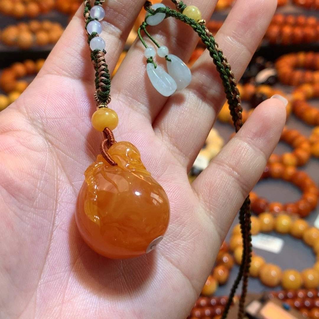 【闪购商品】未镶嵌吊坠(赠链)蜜蜡