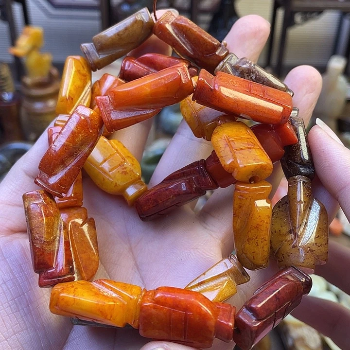 未镶嵌和田玉（糖玉）挂件