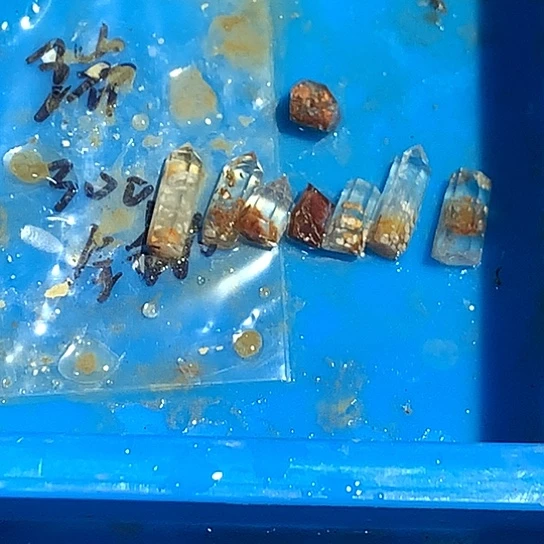 未镶嵌珠宝半成品水晶一****e