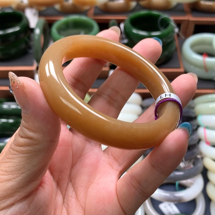 【闪购商品】未镶嵌手镯和田玉45