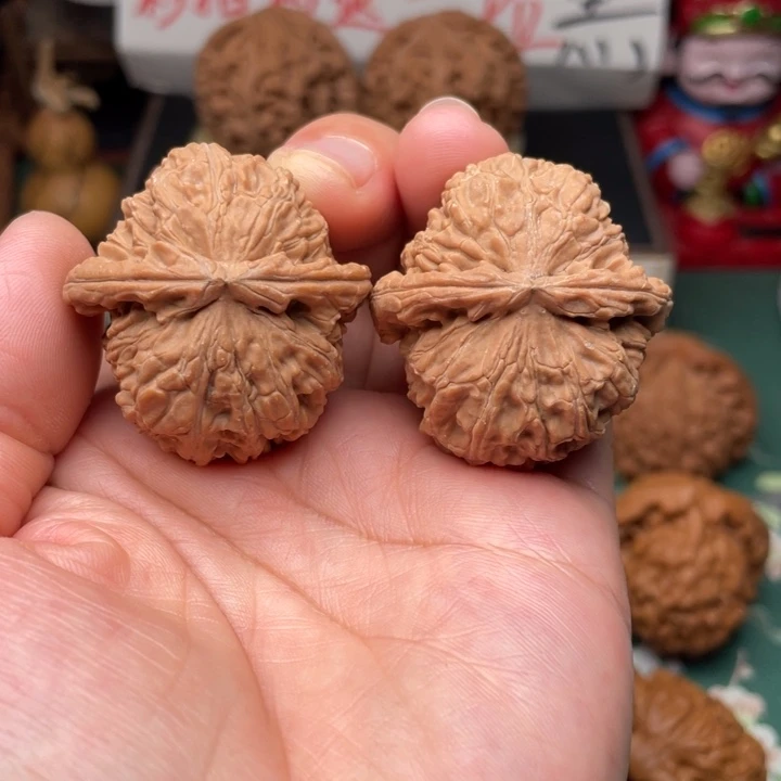 【闪购商品】把件文玩核桃37全品白狮子