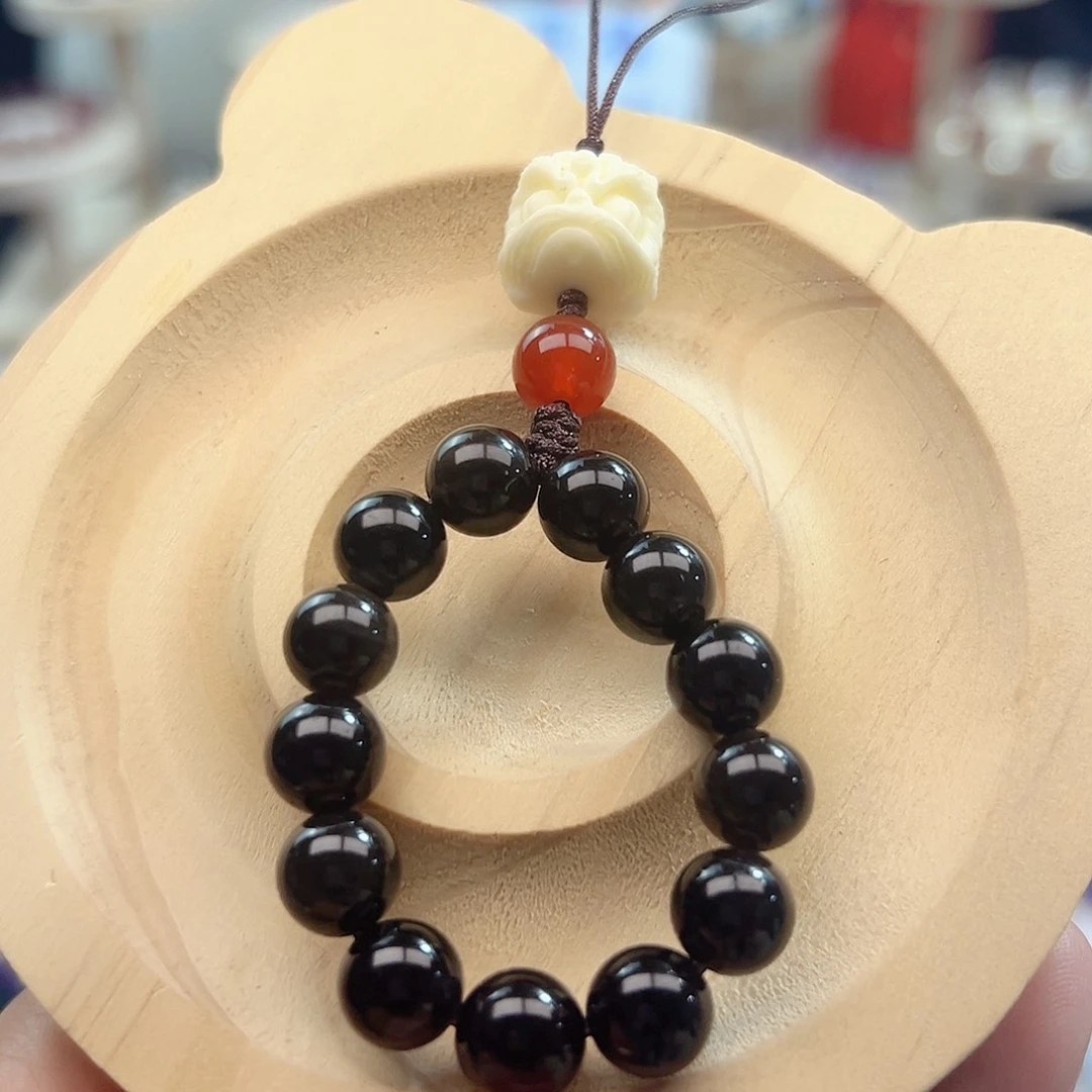 水晶手串未镶嵌水晶手串