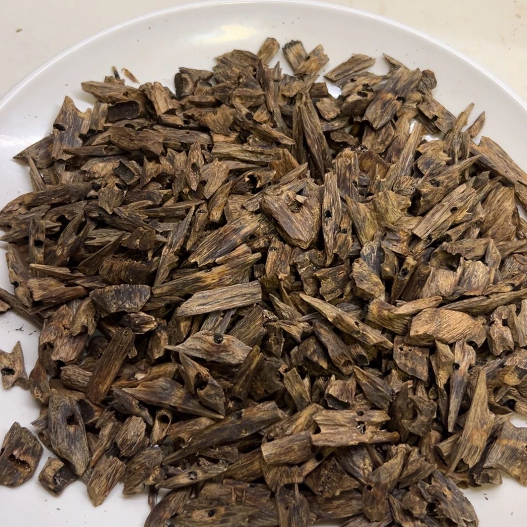 沉香碎屑沉香老白棋瓜子料100克