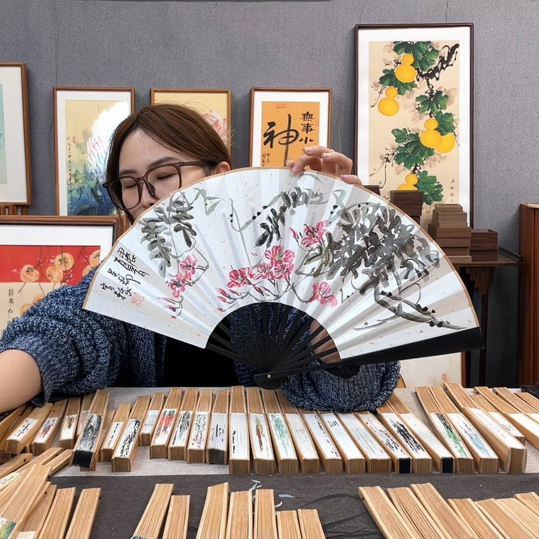 国画福利折扇带中玉扇骨（默认粘好发出）