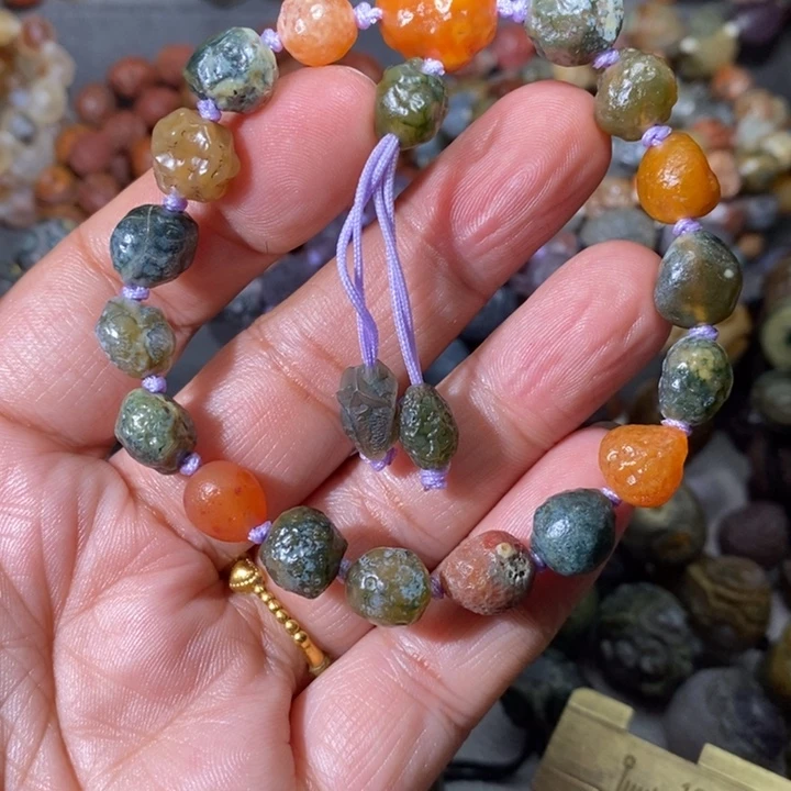 未镶嵌玛瑙/玉髓珠宝奇石