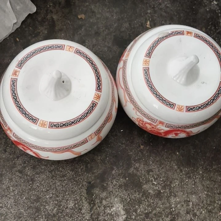 陶瓷盘子碗啥都有