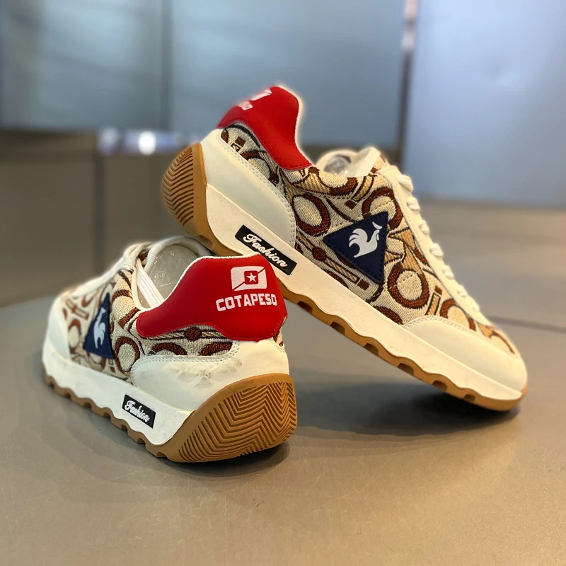 潮流男鞋春秋新款软底布面刺绣轻奢阿甘鞋百搭潮牌公鸡运动休闲鞋