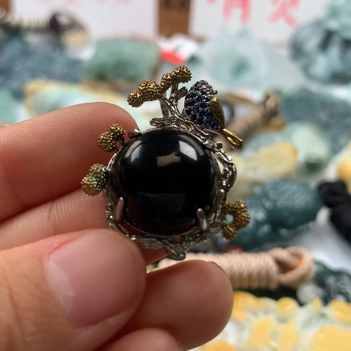 翡翠颈饰未镶嵌保真天然A货翡翠