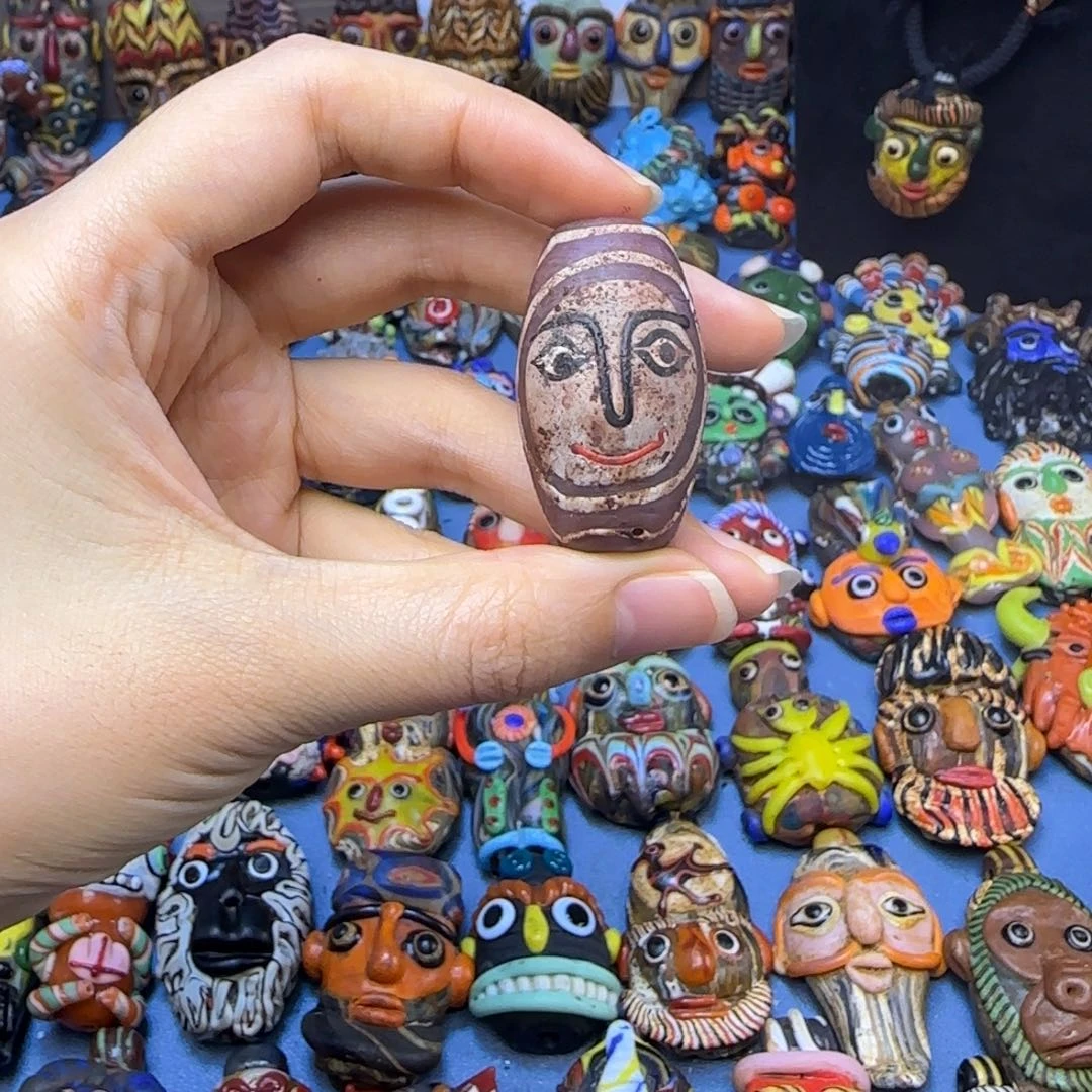 琉璃非金属玻璃颈饰脸珠一个