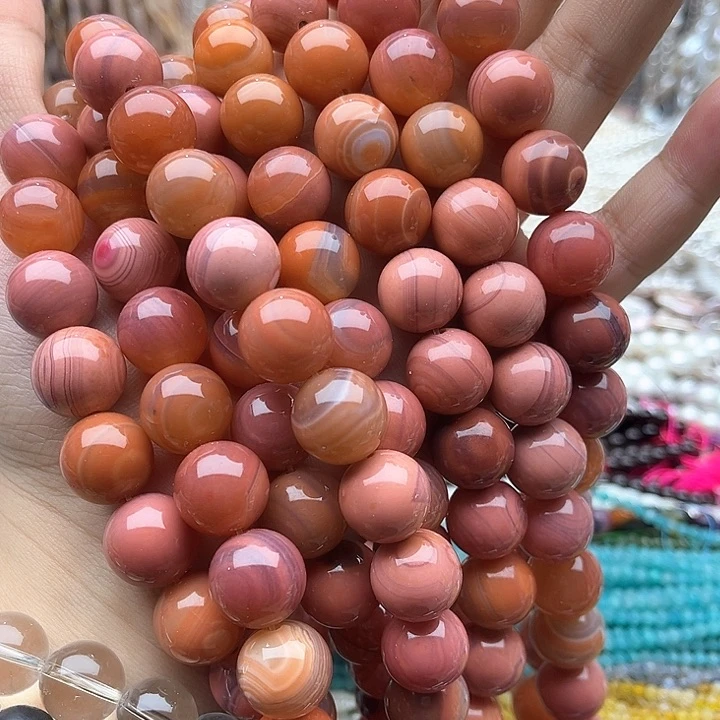 未镶嵌玛瑙/玉髓珠宝半成品一条14mm左右飘花南红