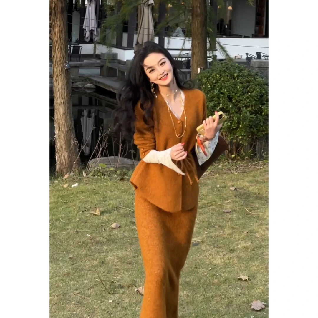 JCC【纸片人穿搭+运补6】小香风套装秋冬女气质针织半身裙两件套