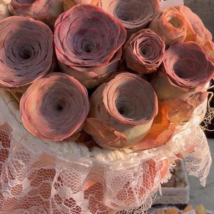 TT742 蕾丝花篮玫瑰组合