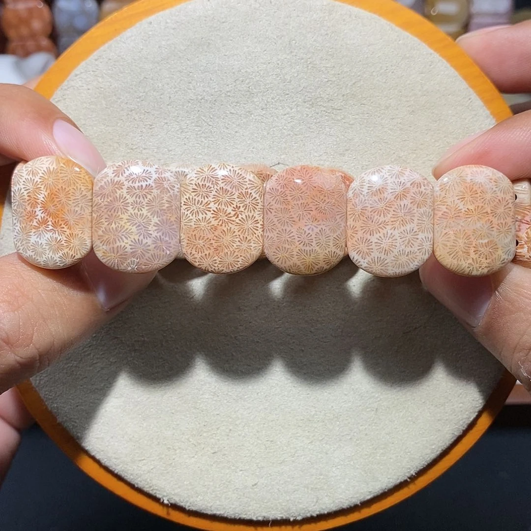 硅化珊瑚（珊瑚玉）手串未镶嵌设****字