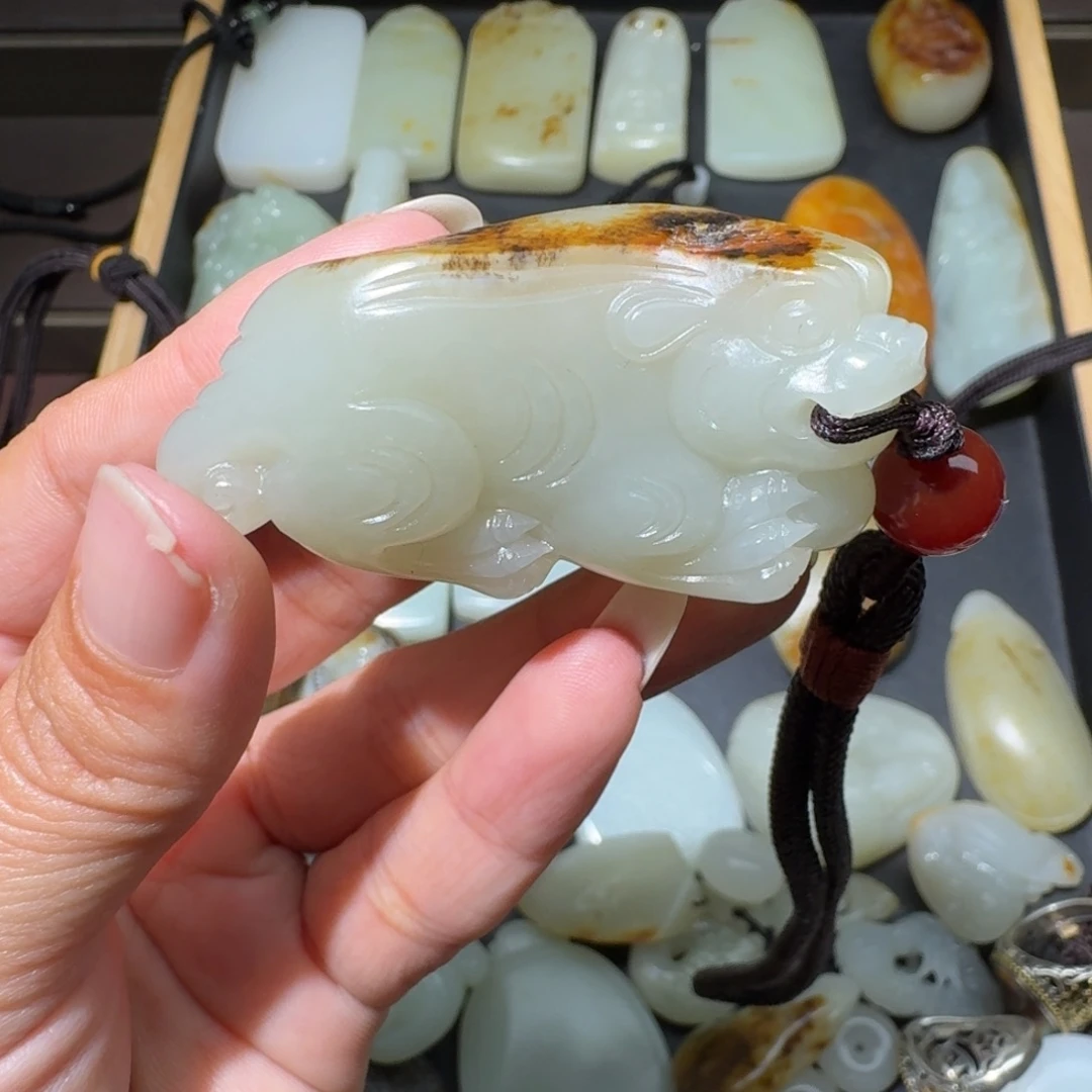 和田玉未镶嵌吊坠(不含链)