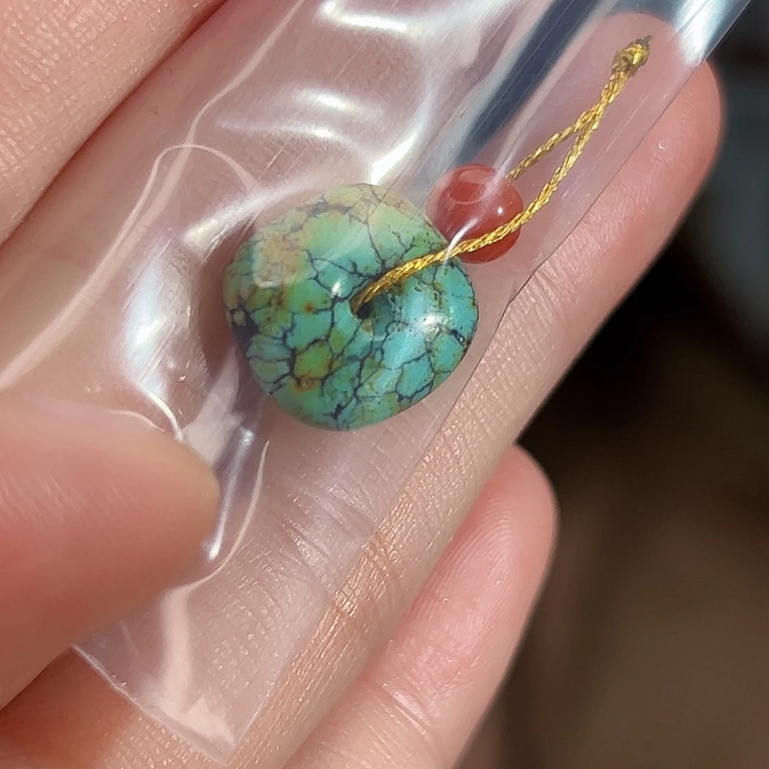 南红玛瑙未镶嵌珠宝奇石