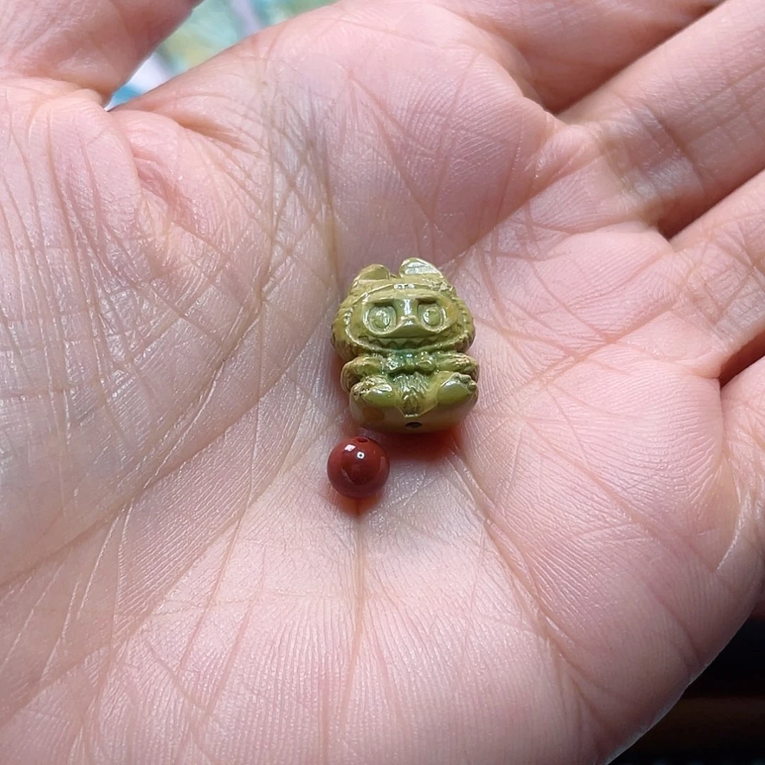 乔***！南红玛瑙未镶嵌配饰