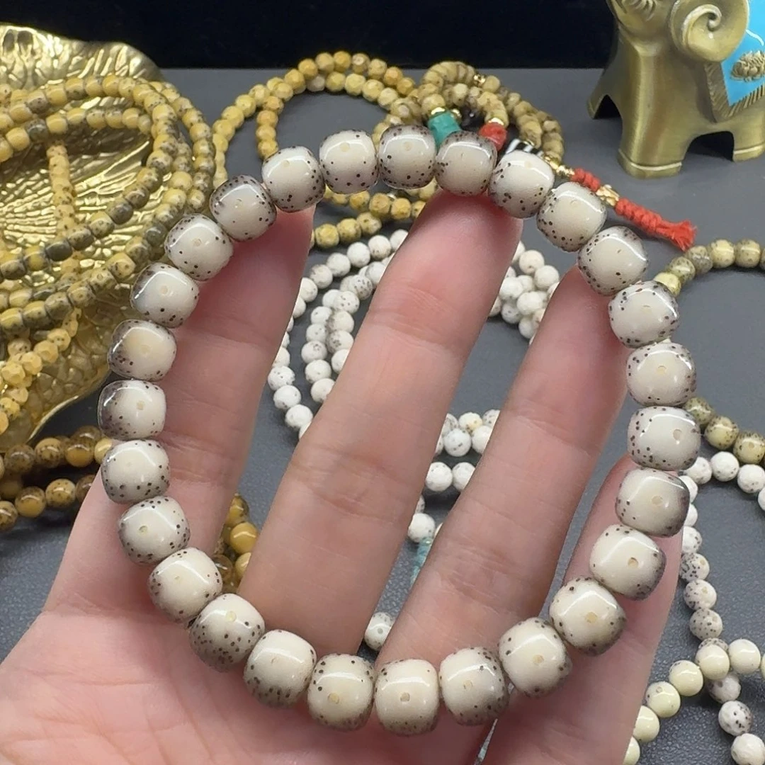 星月菩提吊坠8.5石玉料