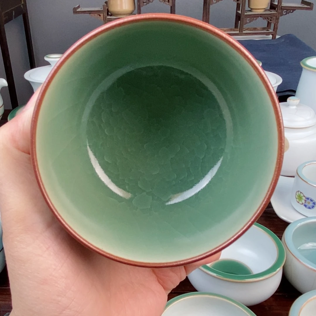 珏朱砂胎梅子青冰花捧杯
