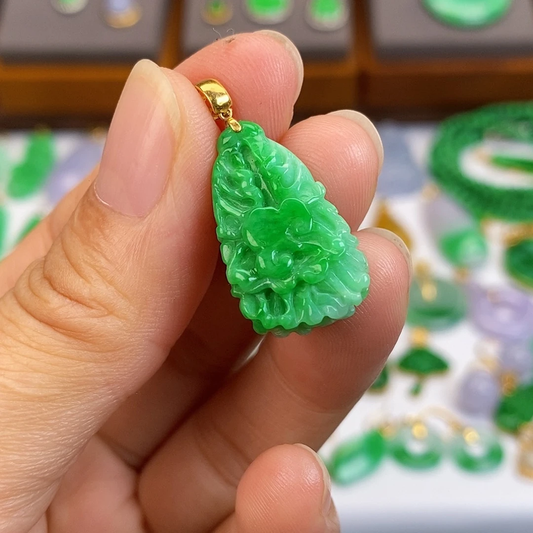 吊坠(不含链)18K金镶嵌翡翠