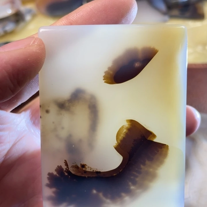 玛瑙/玉髓颈饰合金锐****备