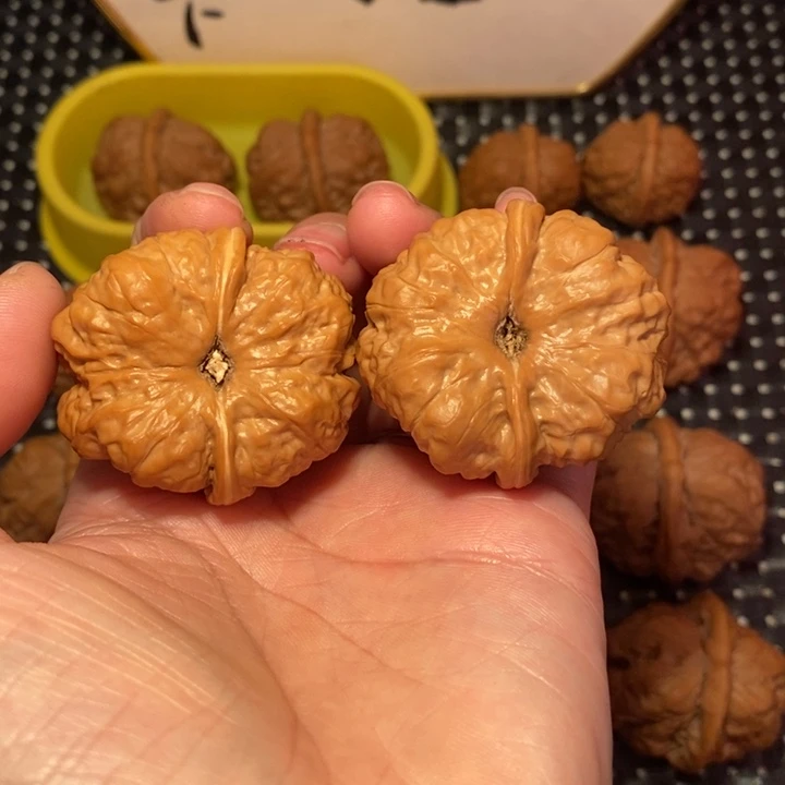 把件文玩核桃大八腿