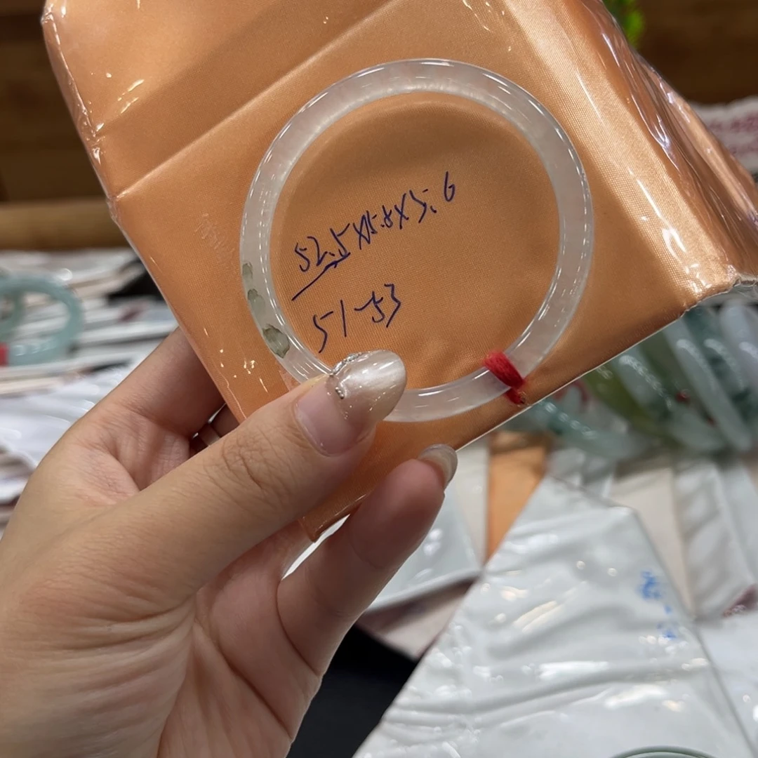 翡翠手镯未镶嵌荷**?52.5玻璃条