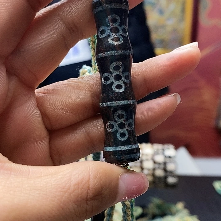 玛瑙/玉髓合金颈饰