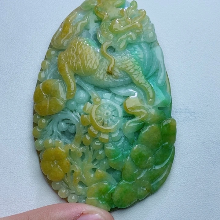 颈饰未镶嵌翡翠特色件