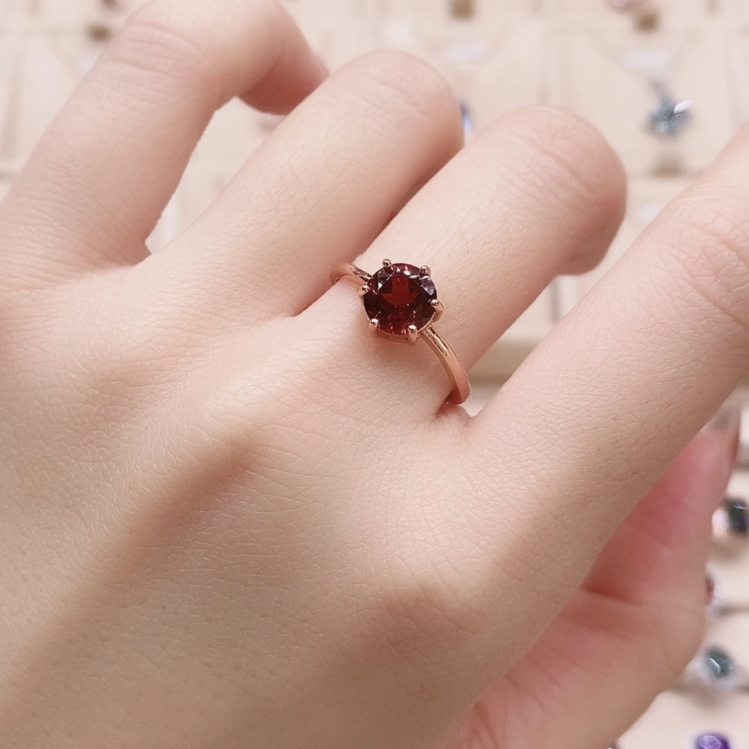 戒指银S925镶嵌石榴石戒指