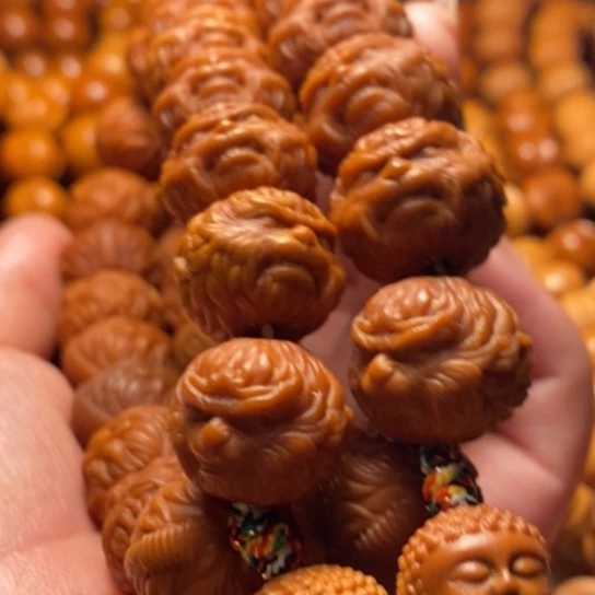 用***4手串猴头核桃大圣归来