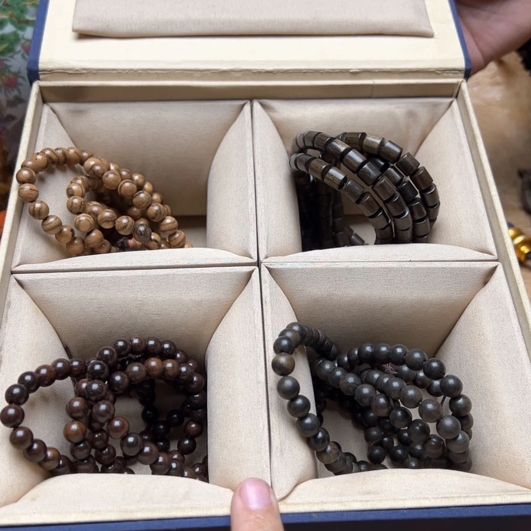 大叶紫檀（黑酸枝木类）